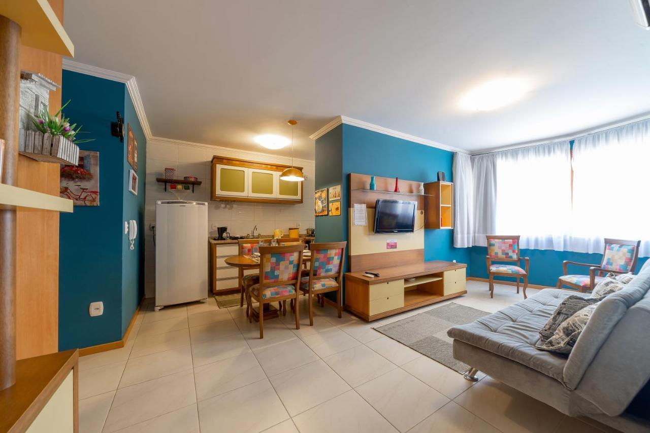 Gramado Solar Real - 2 Apts De 2 Quartos No Mesmo Predio, Cada Um Comporta Ate 7 Pessoas - Ideal Para Grupos - Central - Ideal Para Andar A Pe, Nesta Plataforma Desde Janeiro De 2016, Oferecemos Credibilidade - Seu Pet E Bem-Vindo - Garagem Coberta Экстерьер фото